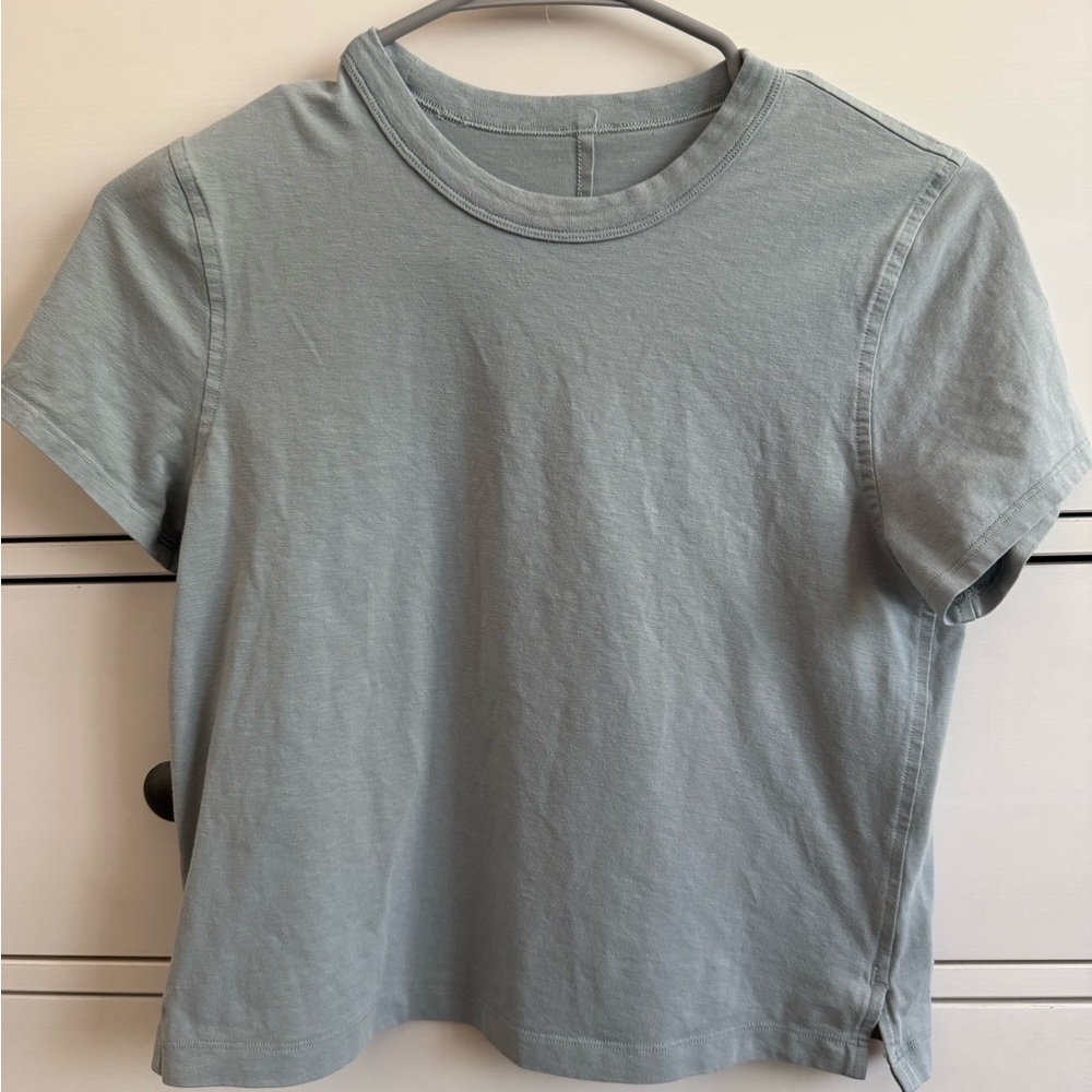 Lululemon Women’s T-Shirt